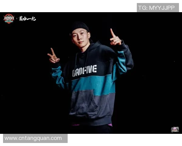 广州攀岩队在世界街舞大赛中以77分稳居积分榜首位 广州攀岩队在世界街舞大赛中以77分稳居积分榜首位