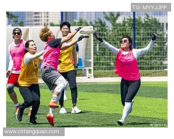 深圳飞盘队与杭州飞盘队赛后复盘分析团队配合与战术执行的关键要素