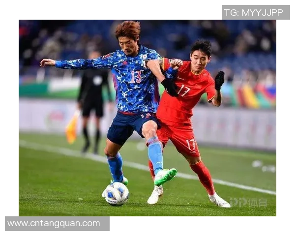 足球比赛暂停时刻的战术调整与球员心理状态分析 足球比赛暂停时刻的战术调整与球员心理状态分析